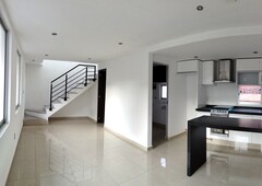 cómoda casa en venta - 3 baños - 140 m2