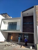 en venta, increible casa en fraccionamiento el sacucedal - 5 baños - 215 m2