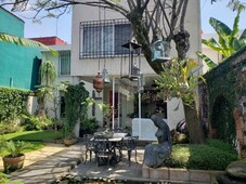 linda y acogedora casa en venta en vista hermosa, cuernavaca - 4 habitaciones - 4 baños