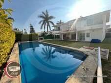 venta de casa en lomas de cocoyoc - 5 recámaras - 421 m2