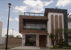 residencia en venta lomas de angelópolis 4 recámaras, 6.5 baños, roof garden