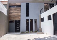 casa en venta recién remodelada en boulevares, naucalpan