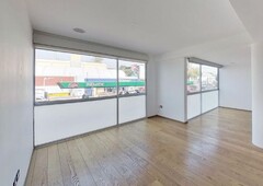 hermoso departamento de dos niveles, se vende