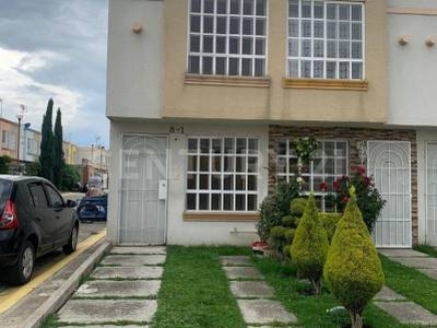 Bonita casa en Venta en Los Héroes Chalco, Estado de México