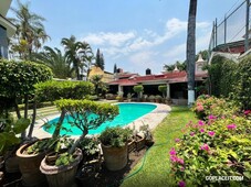 En Venta, Casa sola en un solo nivel, Jardines de Cuernavaca, Cuernavaca, Jardines de Cuernavaca - 316.00 m2