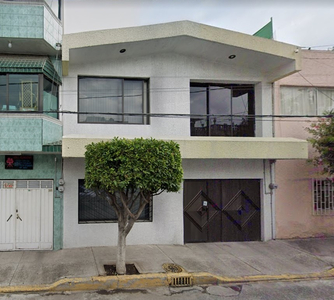 Bonita Casa De Lujo En Remate Ubicada En Zona De Lujo Muy Segura En Iztapalapa Cg