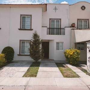 Casa C/aire Acondicionado En Las Recámaras Juriquilla Santa Fe