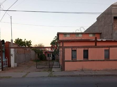 Casa En Venta En Al Sur En Col. Villa Juarez (se Vende Como Terreno)