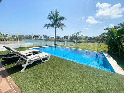 En Venta Casa Semiamueblada Lagos Del Sol, Flamingos C3227