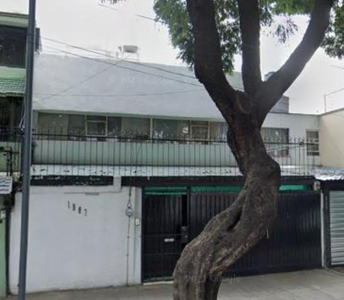 Esplendida Casa En Remate En Coyoacán Buena Ubicación Scb132