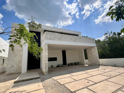 Estrena Casa En Oasis, Yucatán Country Club