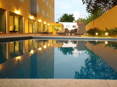 Hotel En Venta De 70 Habitaciones Sobre Calle Principal De Mérida Centro