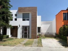 VENTA DE CASA EN TLAXCALANCINGO, MUY CERCA DE BLVD. ATLIXCO