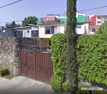 Casa en Venta - CALLE 3 LOMAS DE ATZINGO CUERNAVACA MORELOS, Cuernavaca - 3 habitaciones