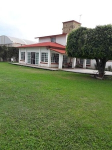 CASA EN VENTA CON 2000 M2