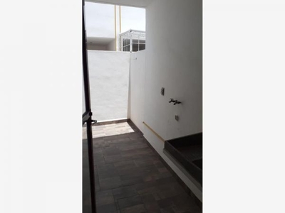 CASA EN VENTA (LOS NARANJOS)