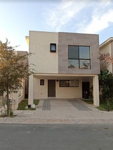 Casa en Venta Residencial Murano (Dominio Cumbres) $2,650,000