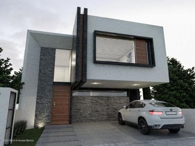 Marzo 2021 casa de arquitecto en Zibatá con 3 recamaras y 200 mts2!