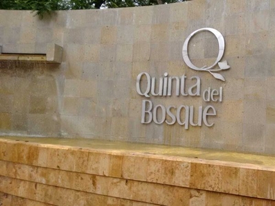 VENTA EN RESIDENCIAL QUINTA DEL BOSQUE.