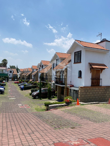 Casa En Condominio Con Gran Terraza Muy Cerca Del Colegio Al