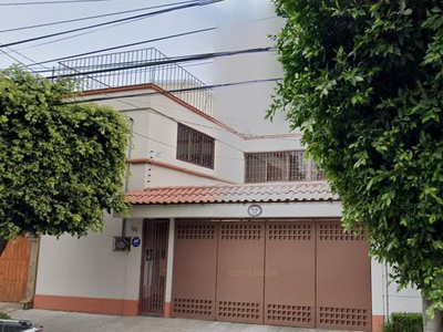 Casa En Venta En Del Carmen, Coyoacan A Un Super Precio De Remate Bancario