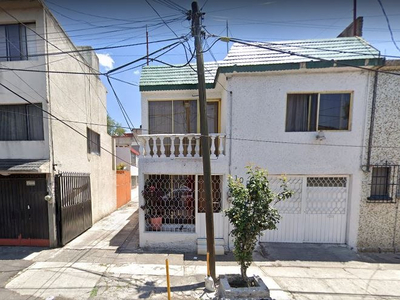 Casa En Venta En La Nueva Santa Maria, Azcapotzalco, En Remate Hipotecario