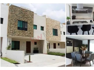 Casas En Venta En La Vista De 3 Habitaciones Roof Garden En Condominio Con Casa Club Dentro De La...