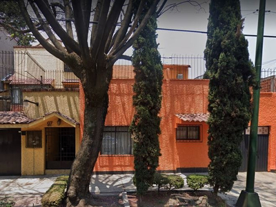 En Venta, Casa En Remate Hipotecario En La Del Carmen, Coyoacan