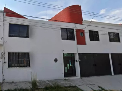 Remate Bancario, Casa A La Venta En Puebla