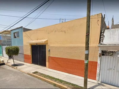 Remate Hipotecario; Casa En Venta En La Colonia Estado De México, Nezahualcoyotl