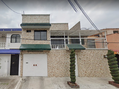Remate Hipotecario; Casa En Venta En La Colonia San Antonio, Azcapotzalco