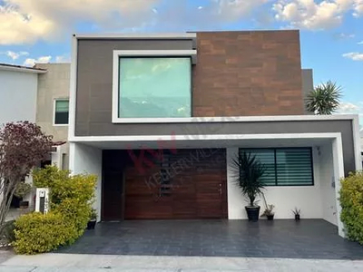 Venta Casa Moderna-contemporanea En Cumbres Del Lago