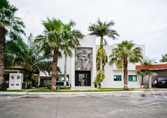 Doomos. Casa en venta en Villa Magna Cancun / Codigo: LCHP2024