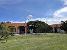 doomos. casa estilo hacienda en malinalco