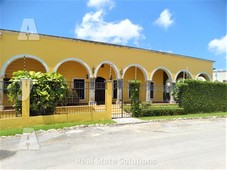 doomos. casa hacienda yucateca mexicana, en venta, 3 recámaras, piscina, estudio tv, alamos 1, cancún