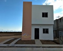 doomos. residencial haciendas h-115