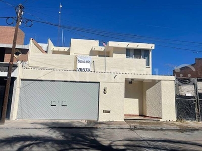 Casa en venta al norte, agenda una cita ya!!