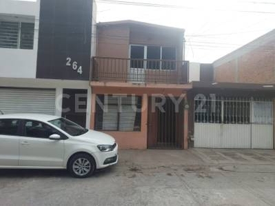 Casa en Renta en Ricardo B Anaya 2° Secc., San Luis Potosí, SLP.