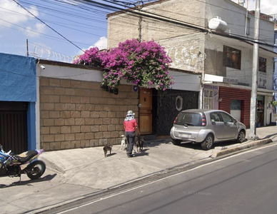 Hermosa Casa Exelente Ubicacion En Zona Cotizada,exelente Preciocasa Habitacion Totalmente Independiente,en Zona Muy Cotizada