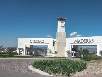 Remato Terreno Escriturado En Ciudad Maderas Sur 2