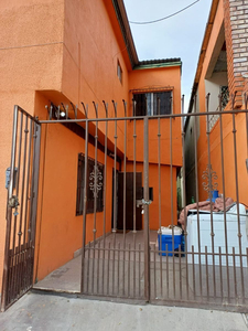 Renta | Casa Duplex En Fraccionamiento Campestre Murua