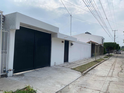 Se Vende Casa De Un Piso En Colonia Bellavista