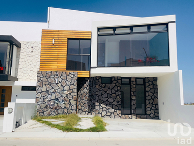 Venta Casa 3 Ambientes Bosques Tres Marías