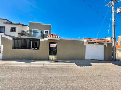 CASA EN RENTA EN HACIENDA DEL MAR