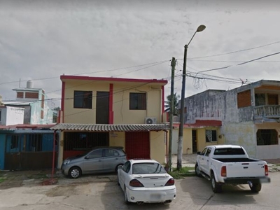 Casa en Venta El Tesoro, Coatzacoalcos, Veracruz, ADJUDICADA