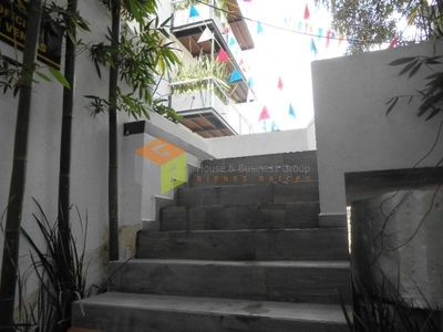 Renta al sur de la CDMX, cerca Plaza Loreto, 2 rec, 2 baños, 2 est, San Ángel , bodega, balcón