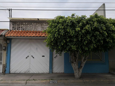 Casa en venta Avenida Europa 27, Mz 018, Industrias Tulpetlac, Ecatepec De Morelos, Estado De México, México