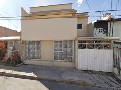Casa en venta Calle Ruiseñores 43, Parque Residencial Coacalco, San Francisco Coacalco, Estado De México, México