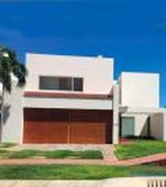 Casa en Venta en Residencial Isla Dorada Cancún, Quintana Roo