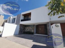 3 cuartos, 164 m casa en venta en mayorca león gto, puerto interior